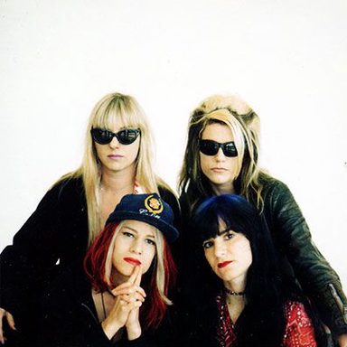 L7 photo 22