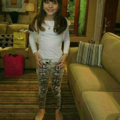 Larissa Manoela photo 229