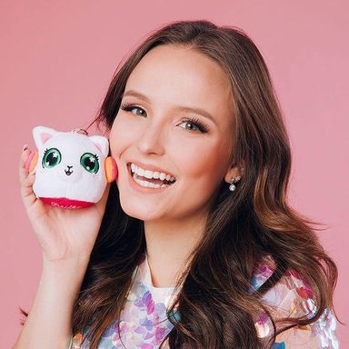 Larissa Manoela photo 148