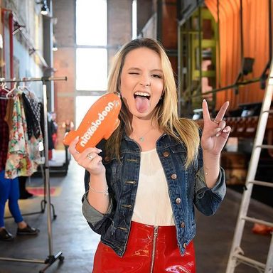 Larissa Manoela photo 104