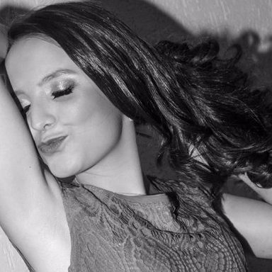 Larissa Manoela photo 100