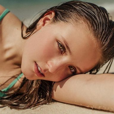 Larissa Manoela photo 43