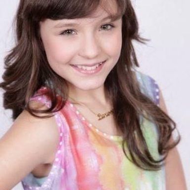 Larissa Manoela photo 84