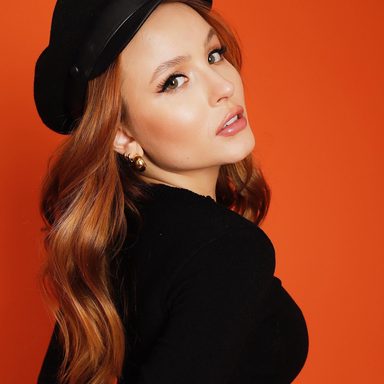 Larissa Manoela photo 72