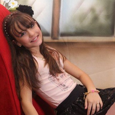 Larissa Manoela photo 242