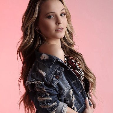 Larissa Manoela photo 191