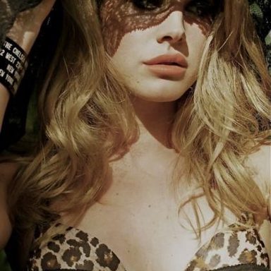 Lana Del Rey photo 190