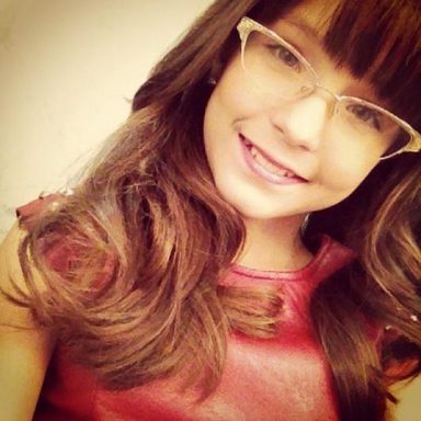 Larissa Manoela photo 253