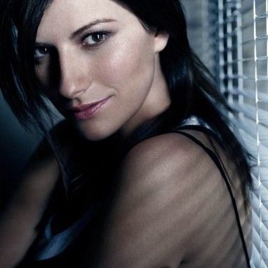 Laura Pausini photo 77