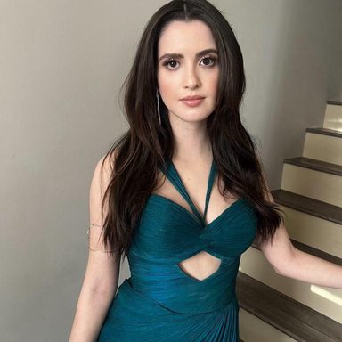Laura Marano photo 19