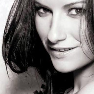 Laura Pausini photo 89