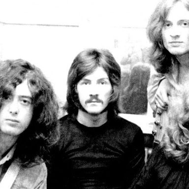 Led Zeppelin photo 21