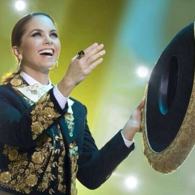 Lucero photo 22