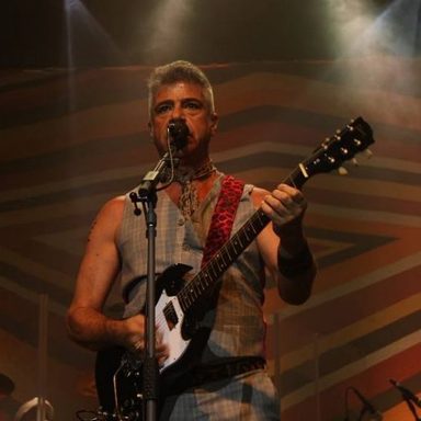 Lulu Santos photo 38