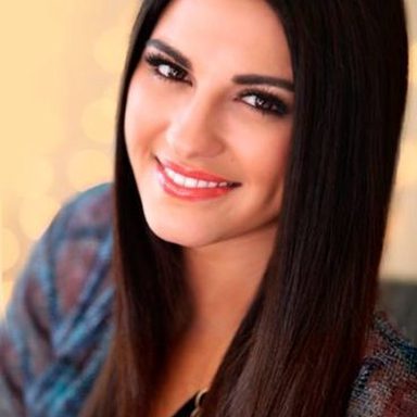 Maite Perroni photo 72