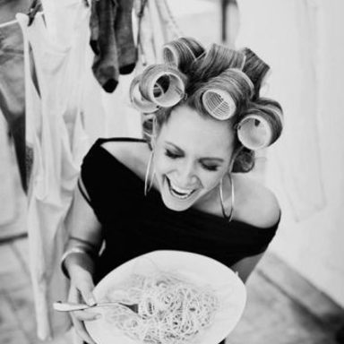 Mandy Capristo photo 14