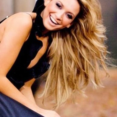 Mandy Capristo photo 9