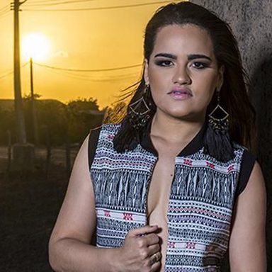 Mara Pavanelly photo 11