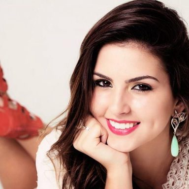 Marcela Bueno photo 15