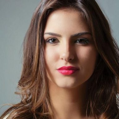 Marcela Bueno photo 9