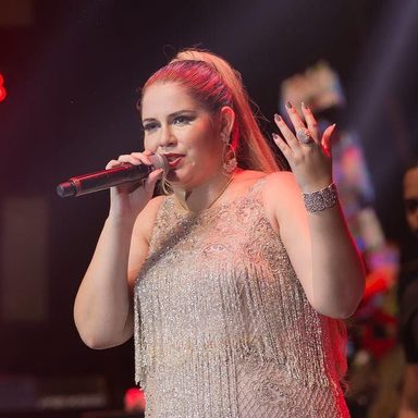 Marília Mendonça photo 31