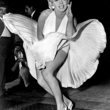 Marilyn Monroe photo 13