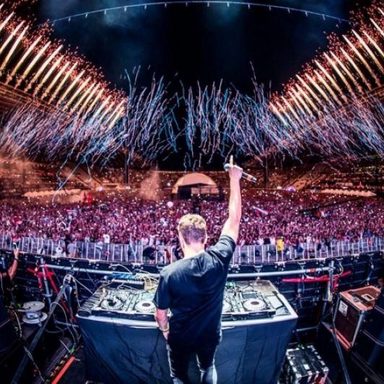 Martin Garrix photo 9