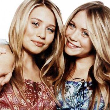 Mary Kate & Ashley Olsen photo 11