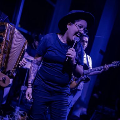 Mary Rezende