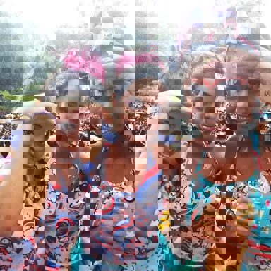 MC Loma e As Gêmeas Lacração photo 14