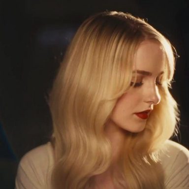 McKenna Grace photo 32