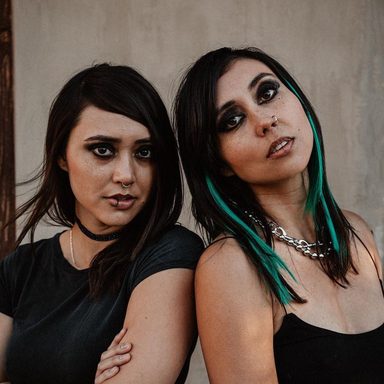 Meg & Dia
