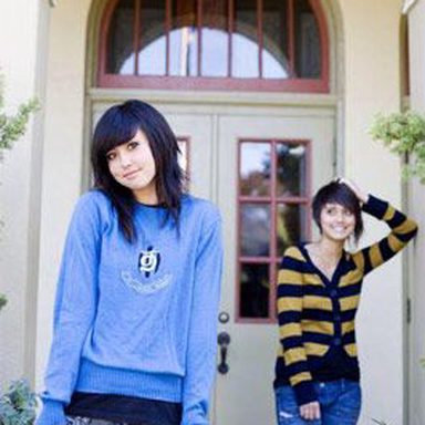 Meg & Dia photo 15