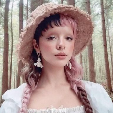 Melanie Martinez photo 23