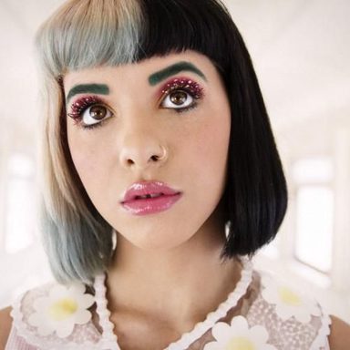 Melanie Martinez photo 170