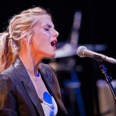 Mélanie Laurent photo 54