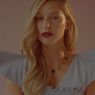 Melissa Benoist photo 22