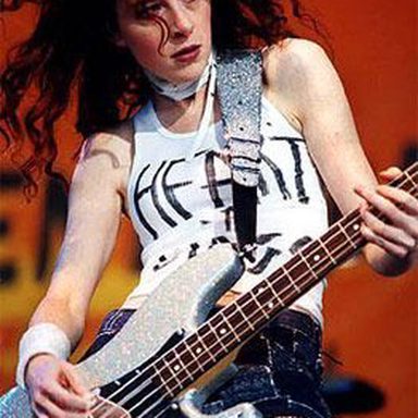 Melissa Auf Der Maur photo 20