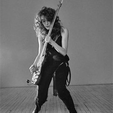 Melissa Auf Der Maur photo 16