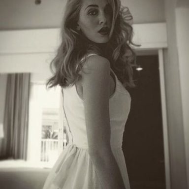Mercedes Lambre