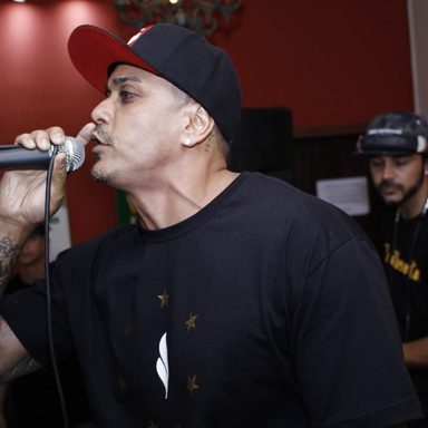 Mic D Nossa Laia