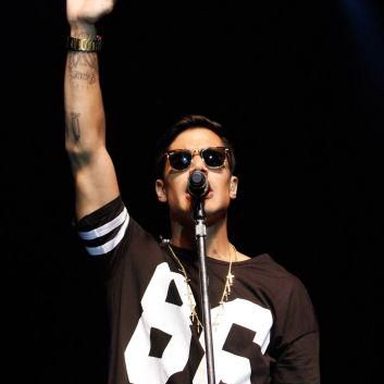 Micael Borges (Mika) photo 33