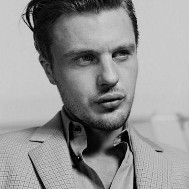 Michael Pitt