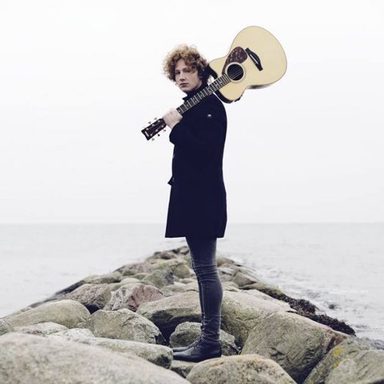 Michael Schulte photo 11