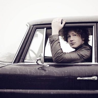 Michael Schulte photo 10