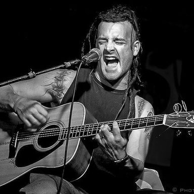 Michale Graves