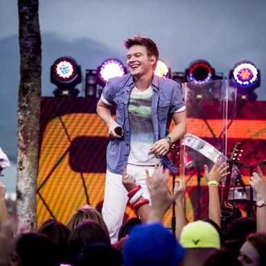 Michel Teló photo 30