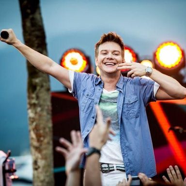 Michel Teló photo 28