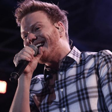 Michel Teló photo 21