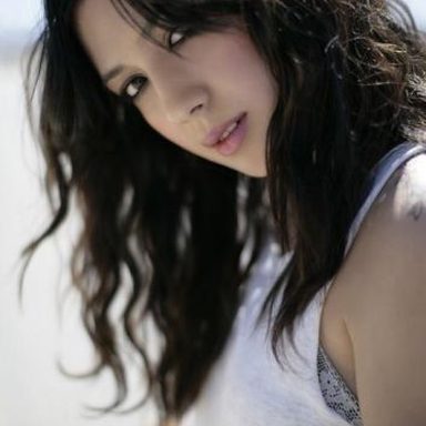 Michelle Branch photo 21